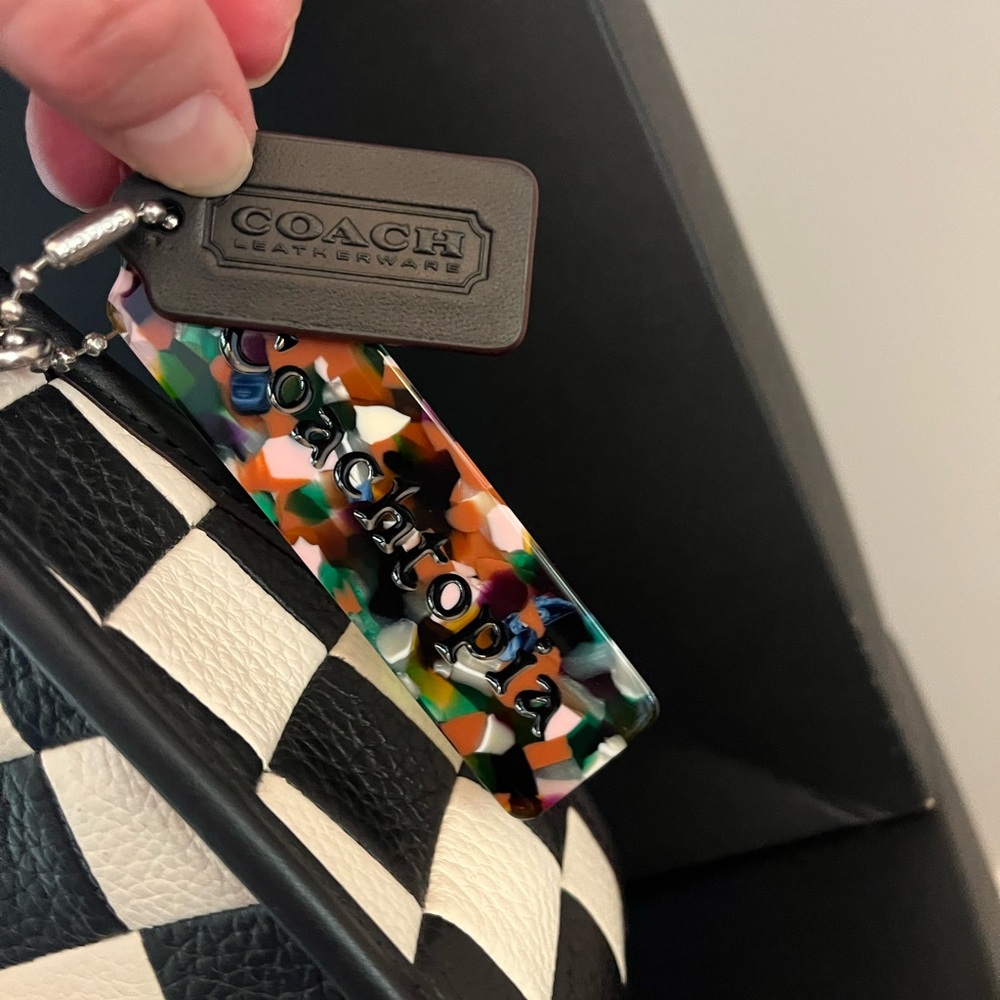 Coachtopia Ergo Bag Checkerboard with Wavy Zip Card Case In Coachtopia Leather - Picture 9 of 17